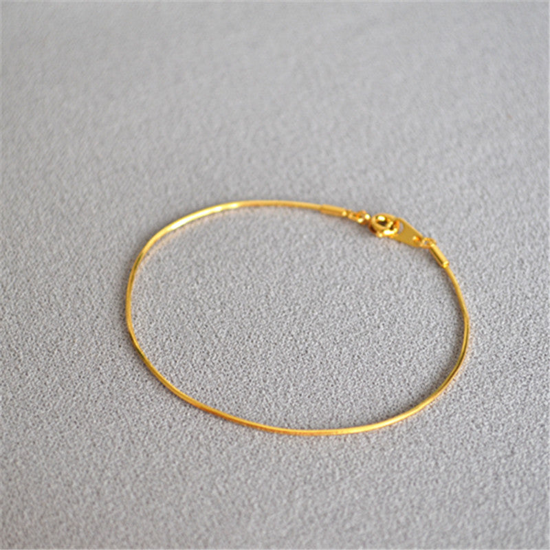 Charming Gold Bracelet for Any Occasion