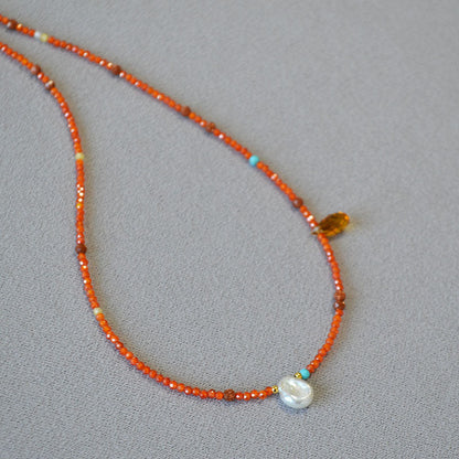 Beautiful Pearl Necklace with Unique Style