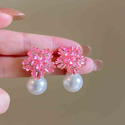 Beautiful Pearl Earring with Unique Style
