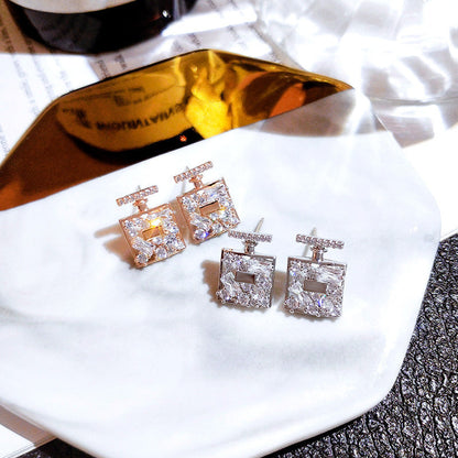 Beautiful Earring with Unique Style