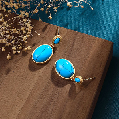 Beautiful Gold Earring with Unique Style
