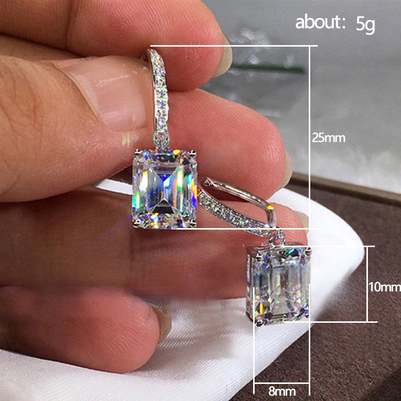 Beautiful Earring with Unique Style