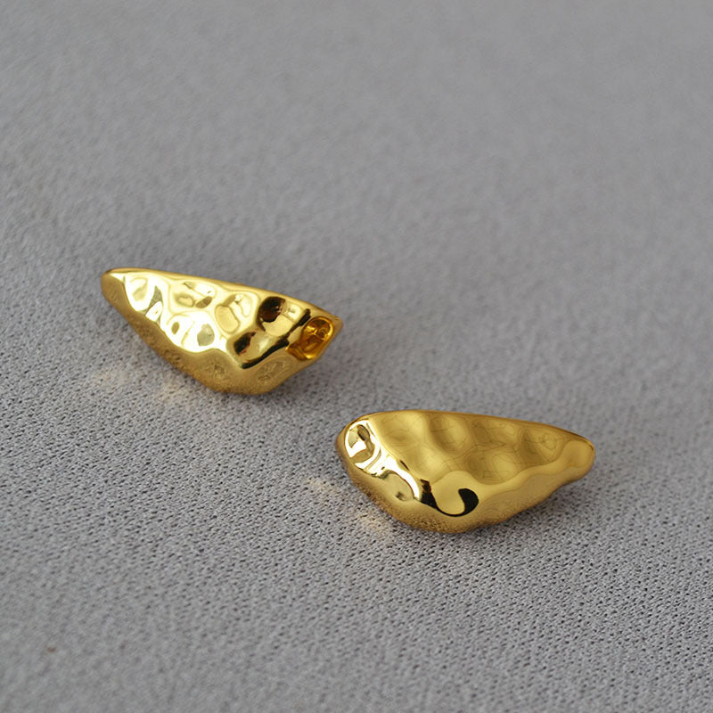 Beautiful Gold Earring with Unique Style