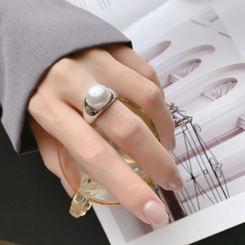 Charming Pearl Ring for Any Occasion