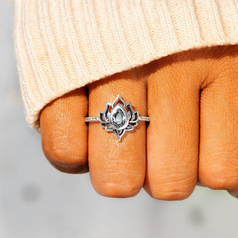 Beautiful Ring with Unique Style