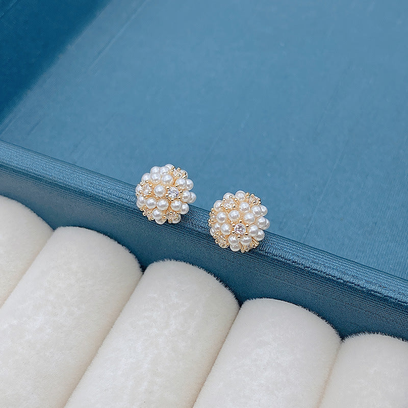 Beautiful Pearl Earring with Unique Style