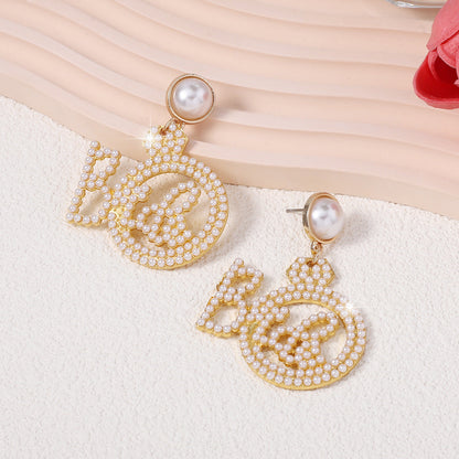 Charming Pearl Earring for Any Occasion