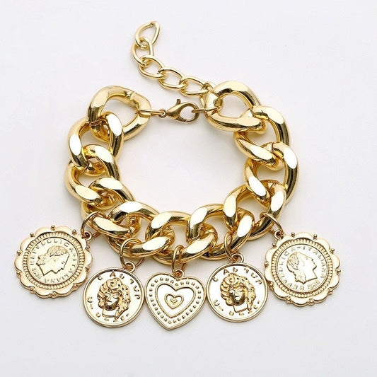 Beautiful Bracelet with Unique Style