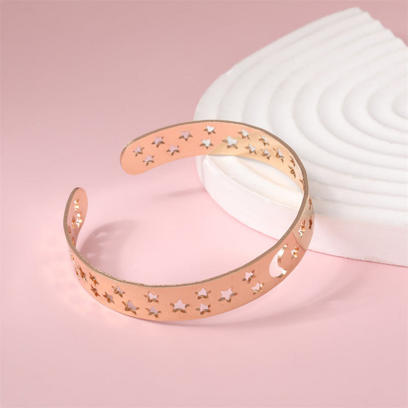 Stunning Gold Bracelet for Daily Wear