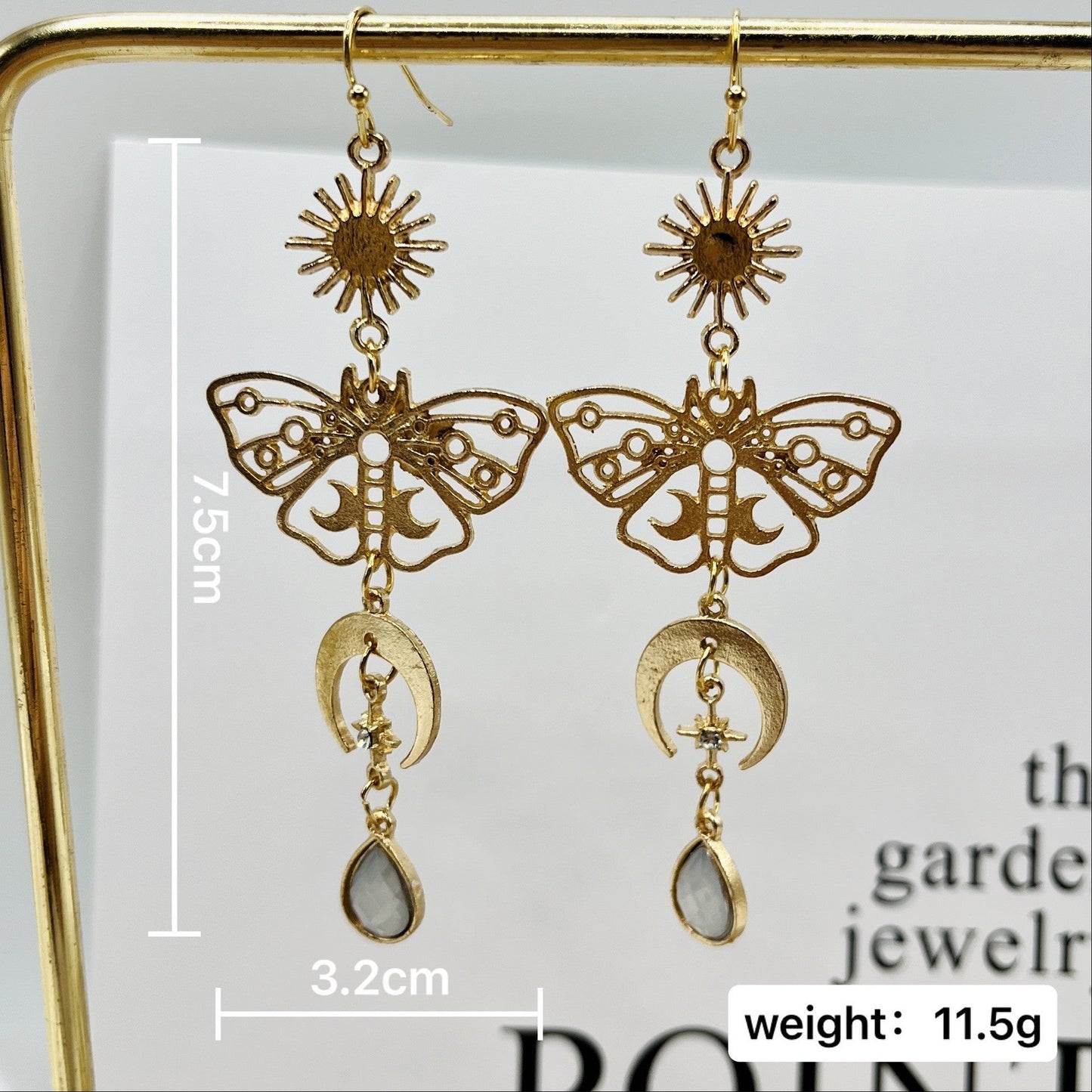 Classic Earring with Timeless Appeal