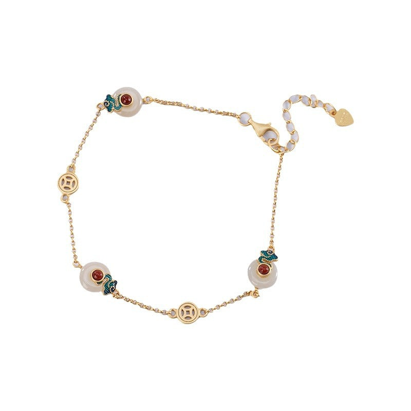 Classic Silver Bracelet with Timeless Appeal