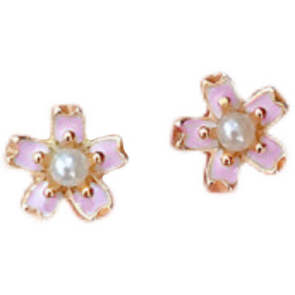 Charming Pearl Earring for Any Occasion