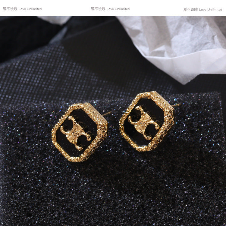 Romantic Earring for Special Moments