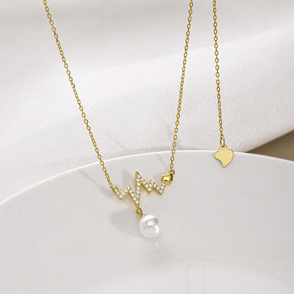 Classic Pearl Necklace with Timeless Appeal
