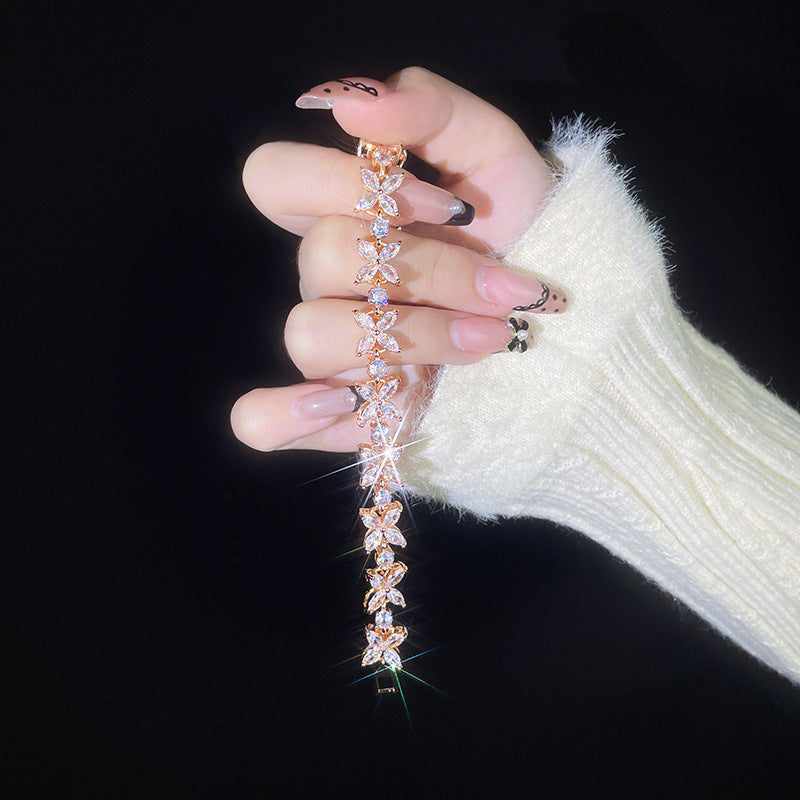 Stunning Bracelet for Daily Wear