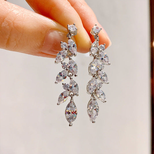 Charming Earring for Any Occasion