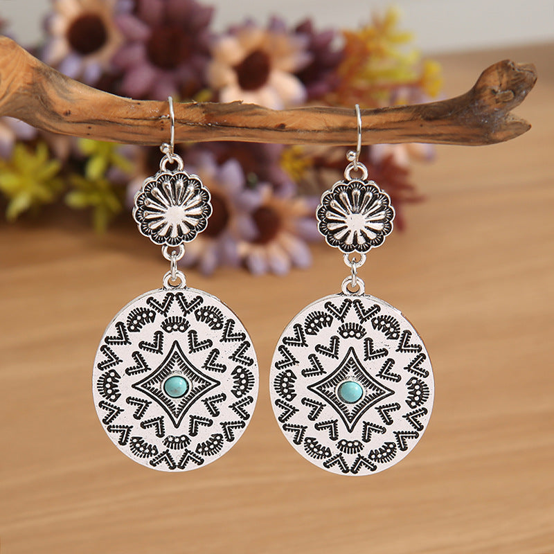 Charming Earring for Any Occasion