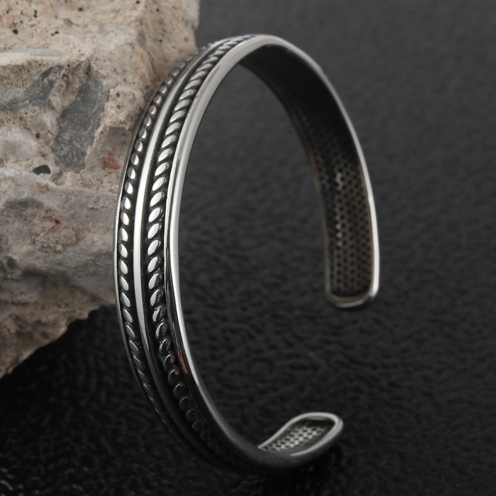 Classic Bracelet with Timeless Appeal