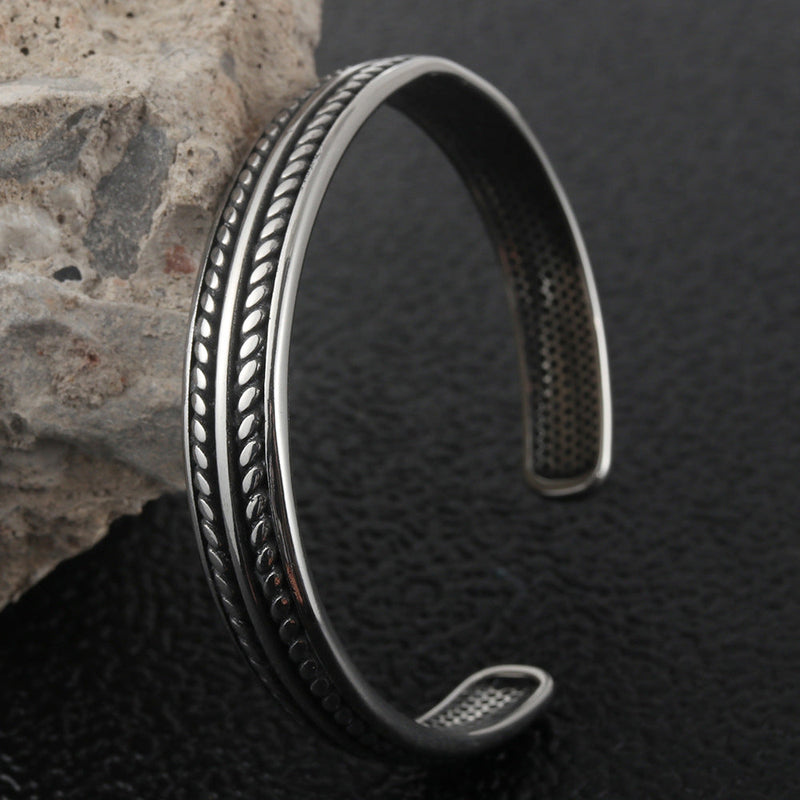 Classic Bracelet with Timeless Appeal