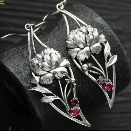 Charming Earring for Any Occasion