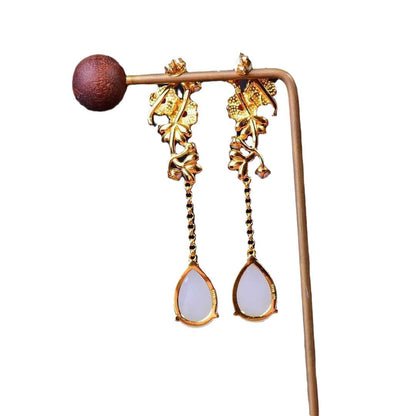 Romantic Silver Earring for Special Moments