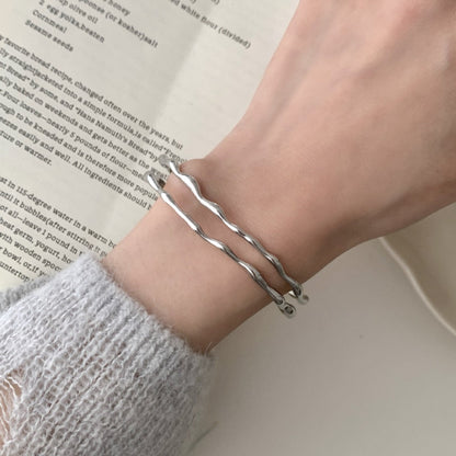 Stunning Gold Bracelet for Daily Wear