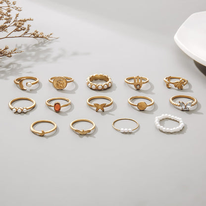 Beautiful Pearl Set with Unique Style