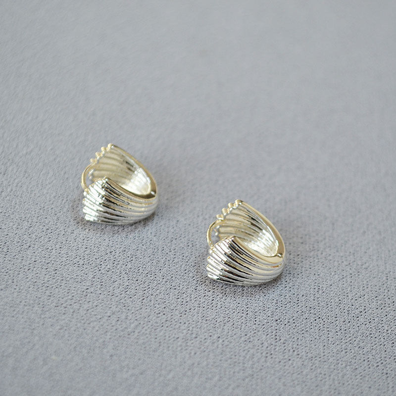 Stunning Gold Earring for Daily Wear