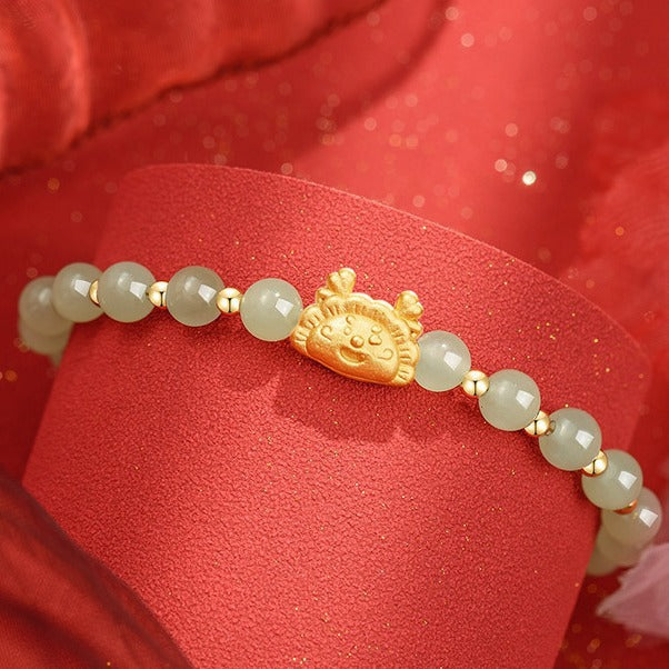 Charming Silver Bracelet for Any Occasion