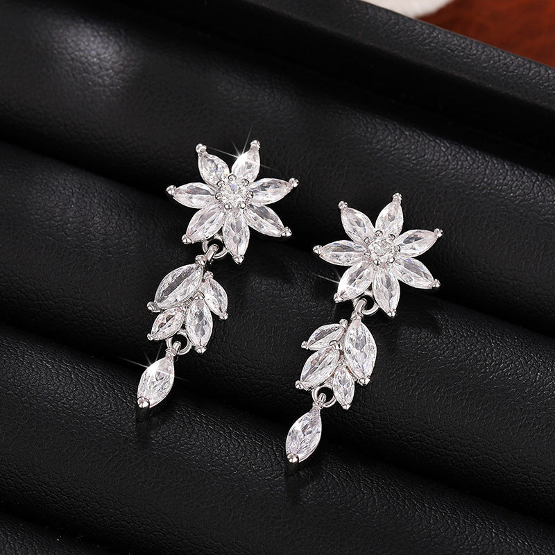 Stunning Earring for Daily Wear
