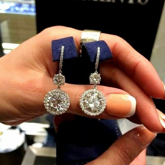Classic Earring with Timeless Appeal