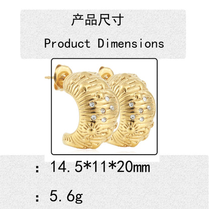 Romantic Gold Earring for Special Moments
