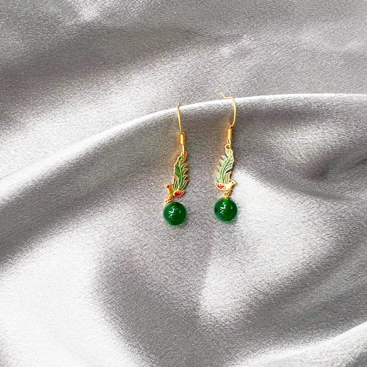 Beautiful Gold Earring with Unique Style