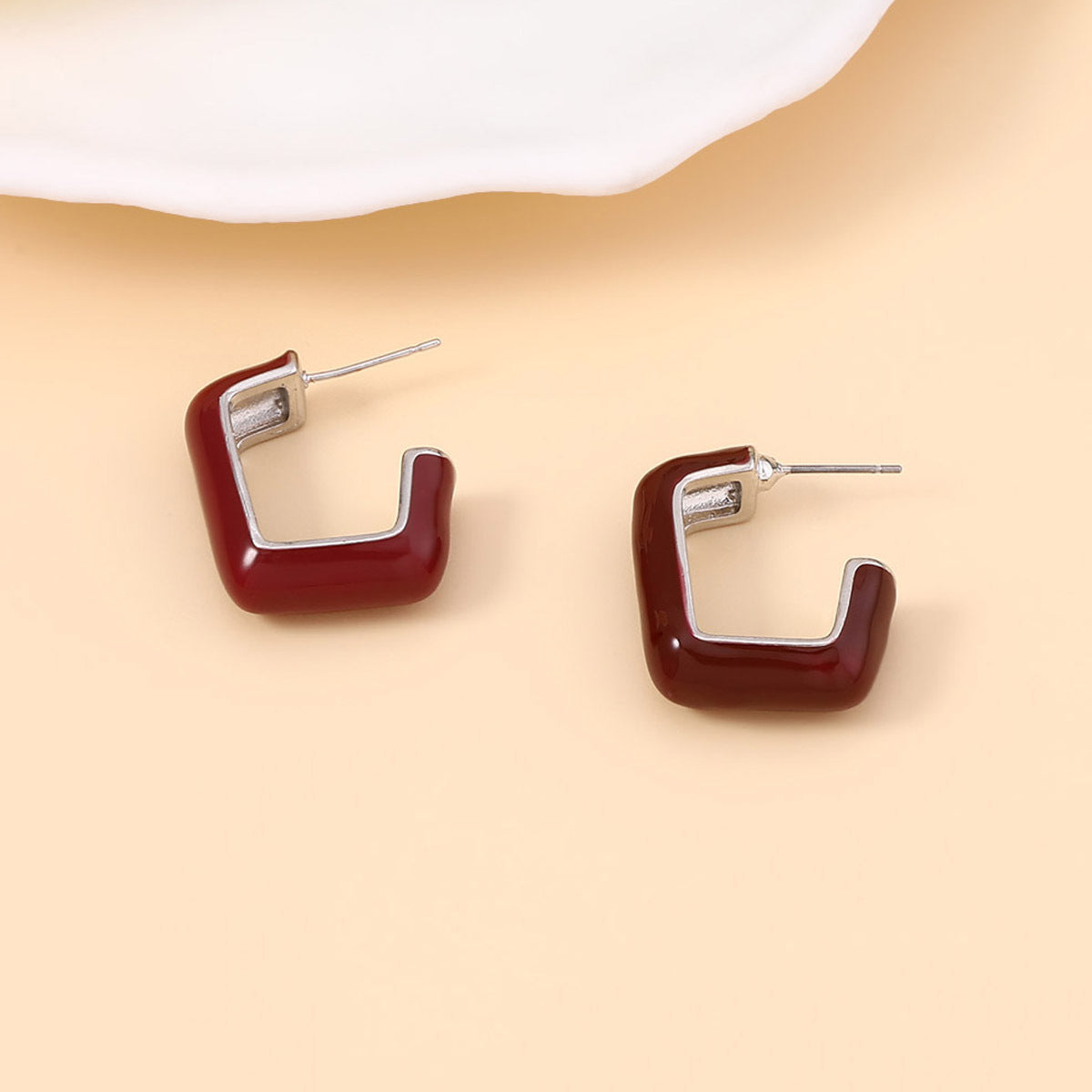 Classic Earring with Timeless Appeal