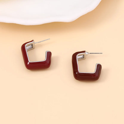 Classic Earring with Timeless Appeal
