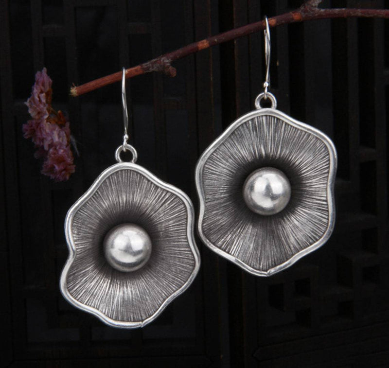 Charming Pearl Earring for Any Occasion