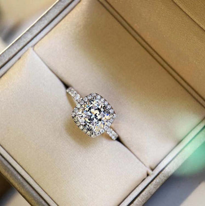 Beautiful Ring with Unique Style