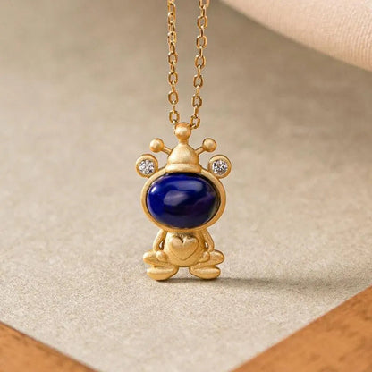 Beautiful Silver Necklace with Unique Style
