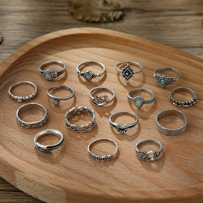 Classic Silver Set with Timeless Appeal