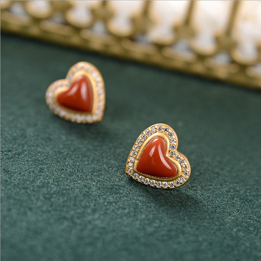 Charming Gold Earring for Any Occasion