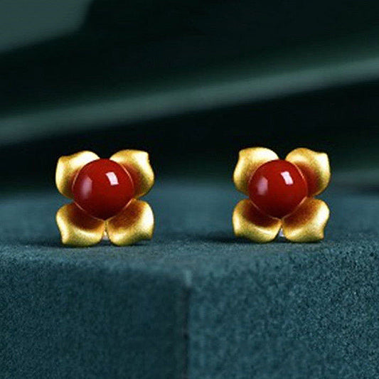 Romantic Gold Earring for Special Moments