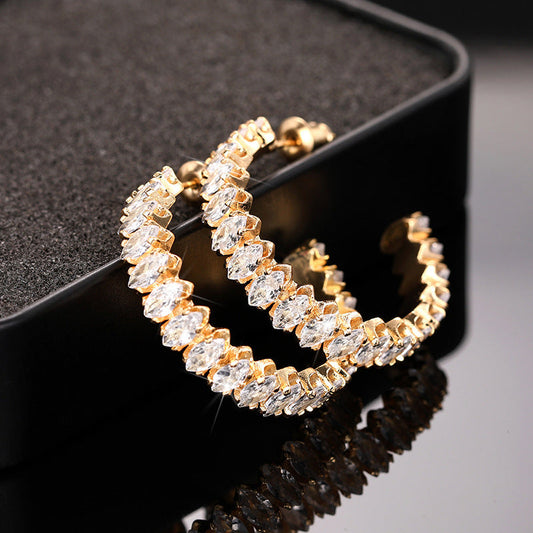Elegant Earring for Every Occasion