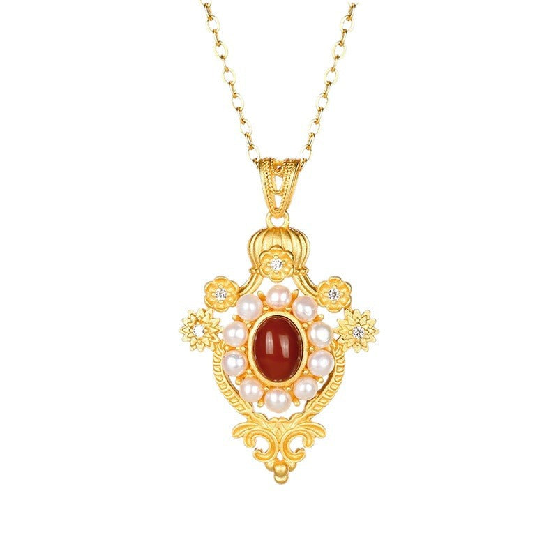 Beautiful Pearl Necklace with Unique Style