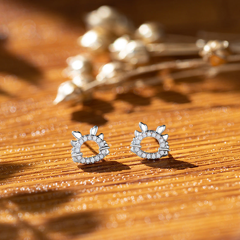 Charming Piece for Any Occasion