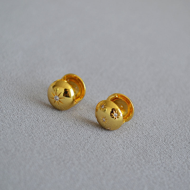 Delicate Artisan Gold Earring
