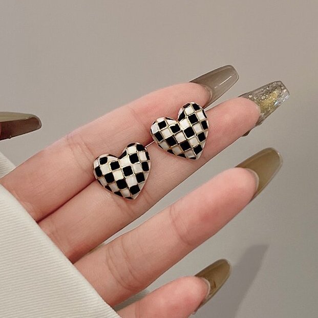 Beautiful Earring with Unique Style