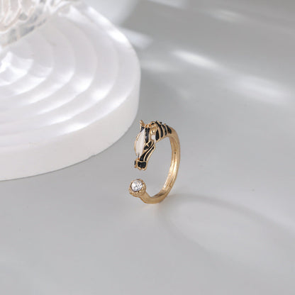 Stunning Gold Bracelet for Daily Wear