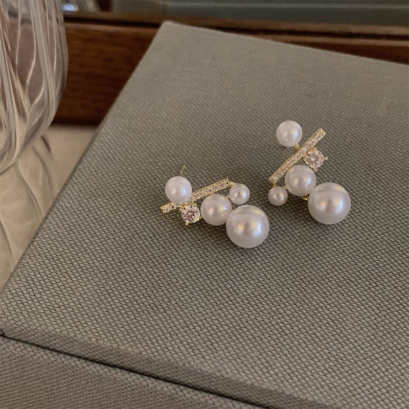 Charming Pearl Earring for Any Occasion