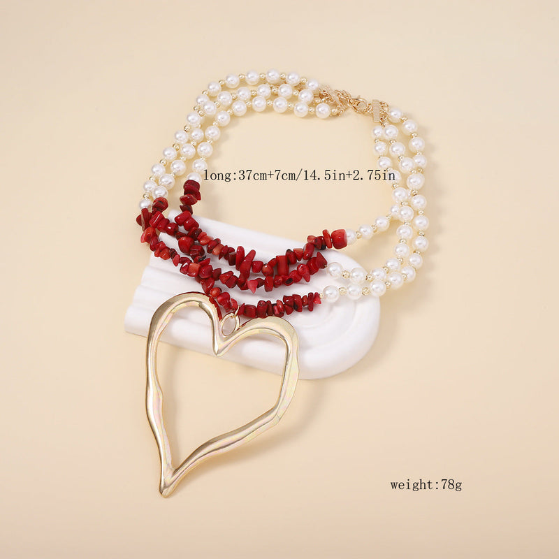 Beautiful Pearl Necklace with Unique Style