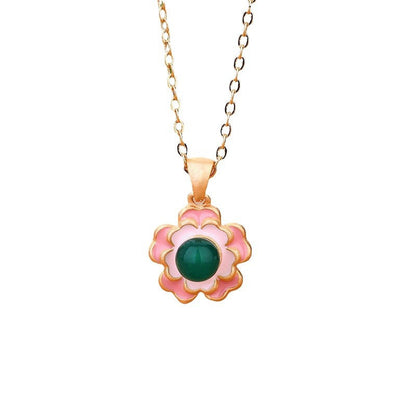 Beautiful Gold Necklace with Unique Style